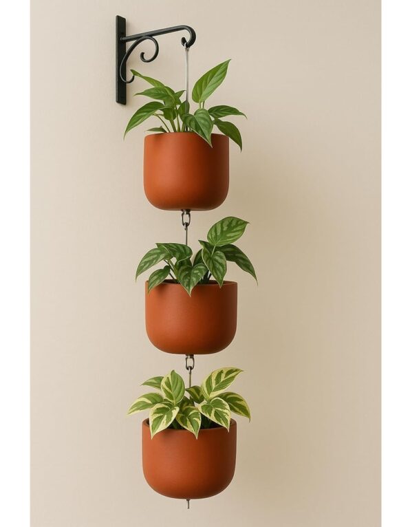Clay Hanging Pots