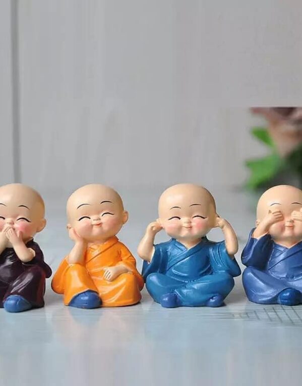 Clay Mini Statues